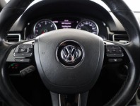 Volkswagen Touareg  3.0 TDI 