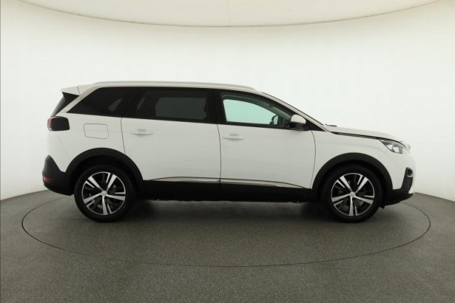 Peugeot 5008  2.0 HDI 