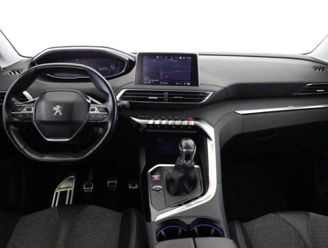Peugeot 5008  2.0 HDI 
