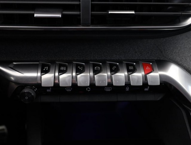 Peugeot 5008  2.0 HDI 