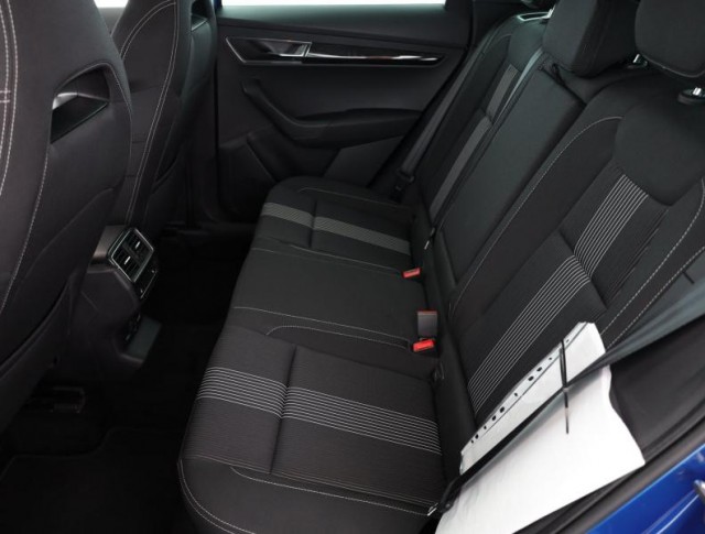 Škoda Karoq  1.5 TSI 