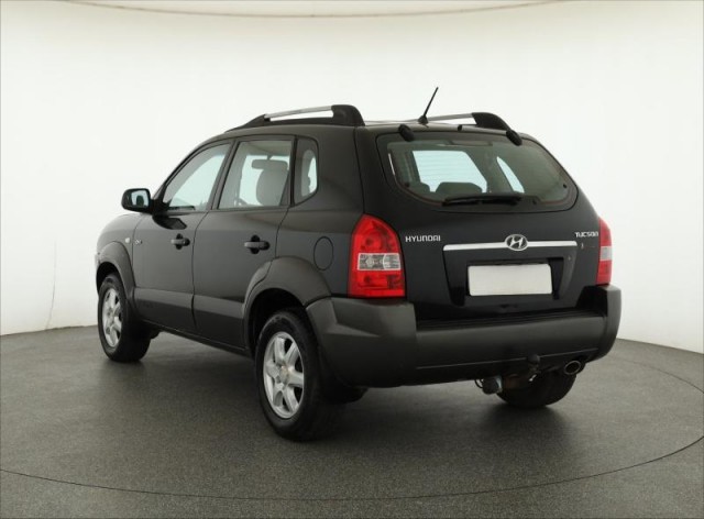 Hyundai Tucson  2.0 i 