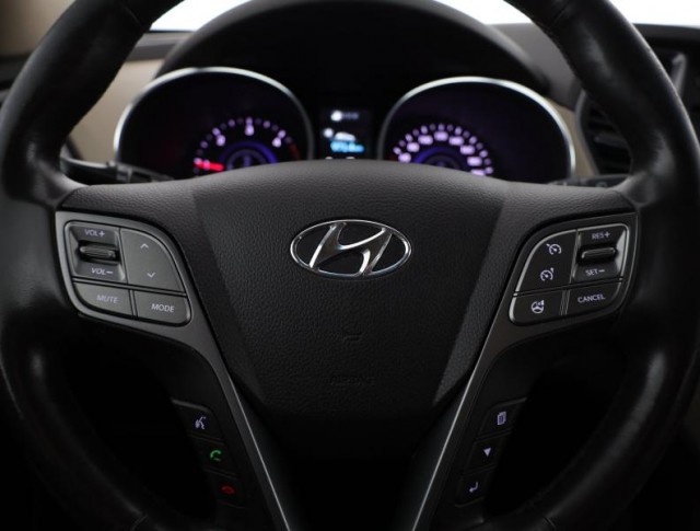 Hyundai Santa Fe  2.2 CRDi 