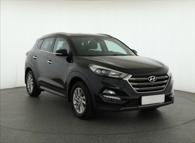 Hyundai Tucson  2.0 CRDi 