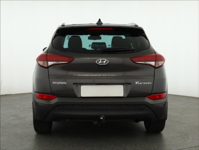 Hyundai Tucson  1.7 CRDi Trikolor