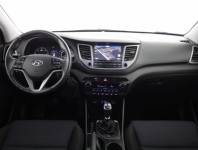Hyundai Tucson  1.7 CRDi Trikolor