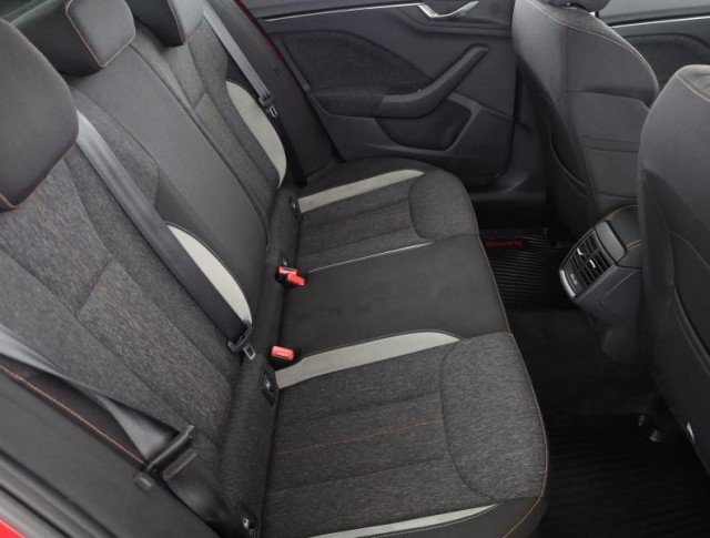 Škoda Kamiq  1.0 TSI Style
