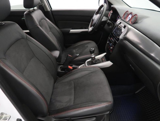 Suzuki Vitara  1.4 BoosterJet Elegance