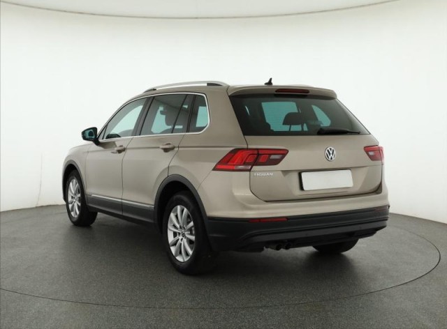 Volkswagen Tiguan  1.5 TSI 