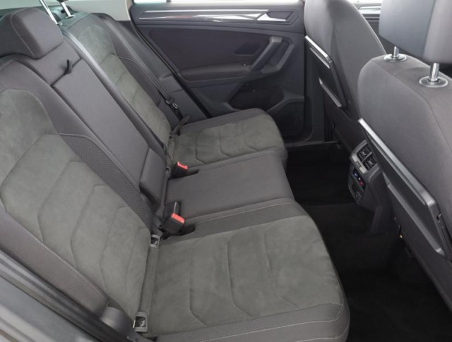 Volkswagen Tiguan  1.5 TSI 