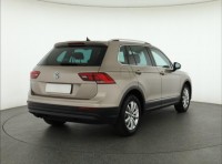 Volkswagen Tiguan  1.5 TSI 