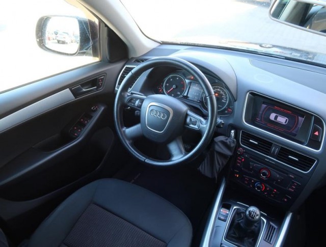 Audi Q5  2.0 TDI 