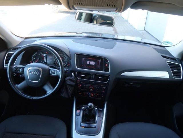 Audi Q5  2.0 TDI 