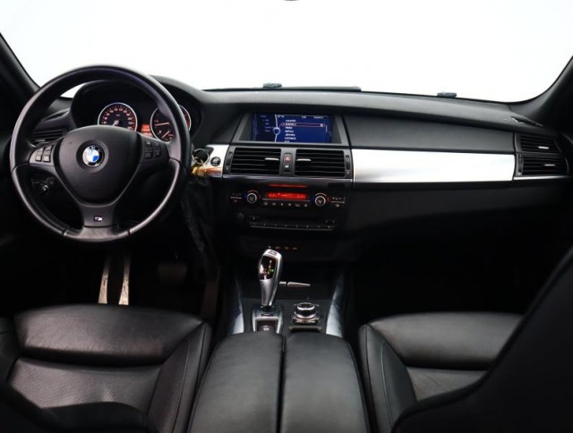 BMW X5  xDrive40d M Paket