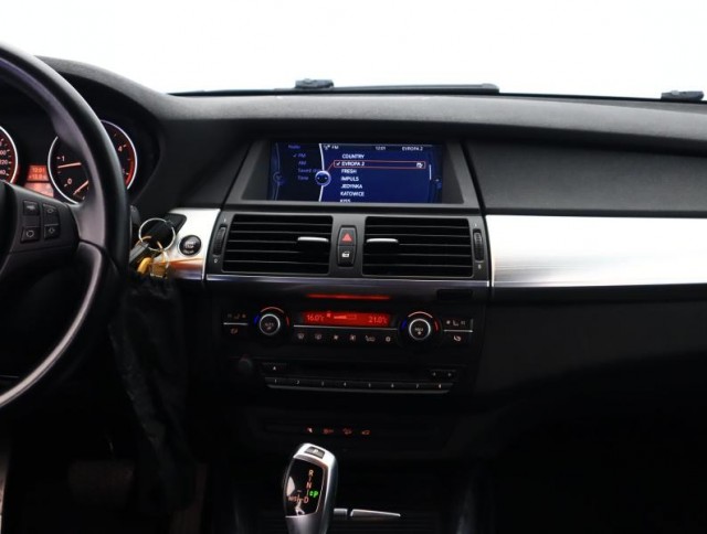 BMW X5  xDrive40d M Paket