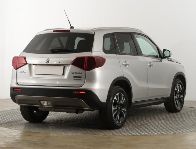 Suzuki Vitara  1.5 Hybrid 