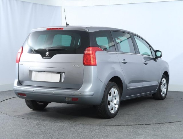 Peugeot 5008  1.6 BlueHDi 