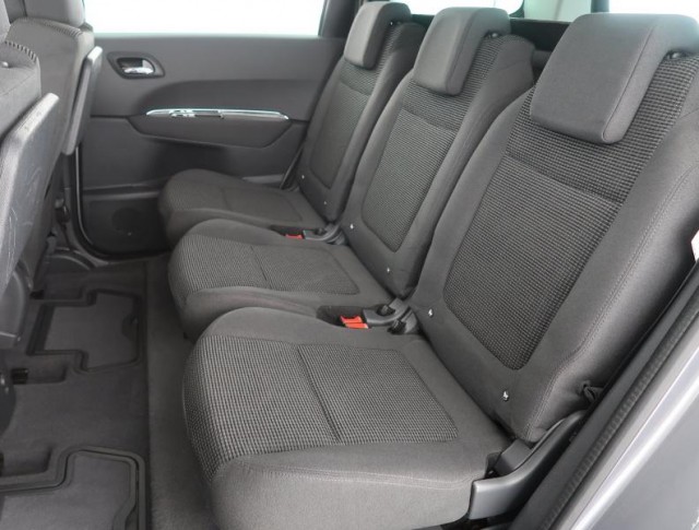Peugeot 5008  1.6 BlueHDi 