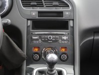 Peugeot 5008  1.6 BlueHDi 