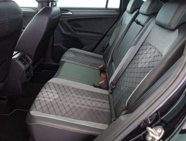 Volkswagen Tiguan  2.0 TDI R-Line
