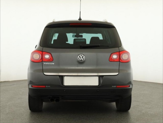 Volkswagen Tiguan  2.0 TDI 