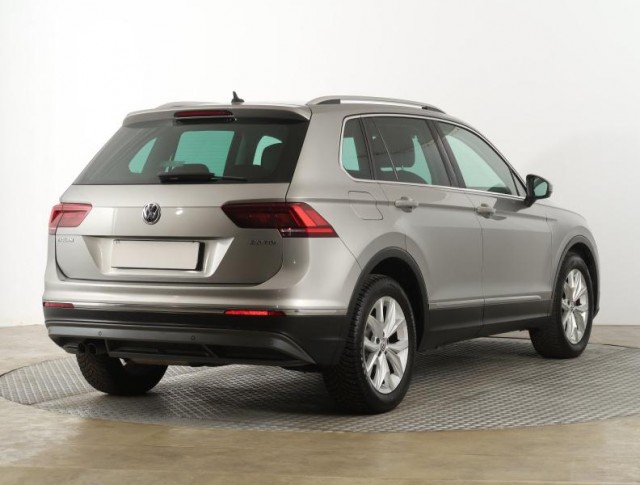 Volkswagen Tiguan  2.0 TDI Highline