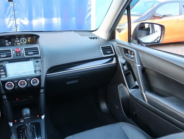 Subaru Forester  2.0 XT 