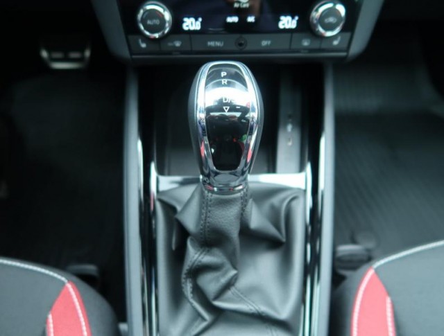 Škoda Kamiq  1.0 TSI Monte Carlo