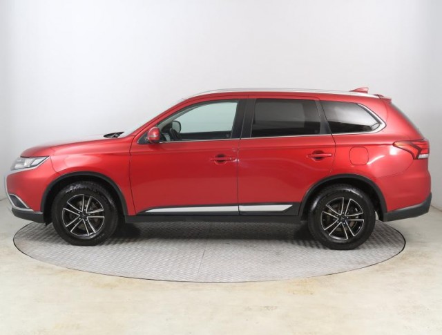 Mitsubishi Outlander  2.0 Intense