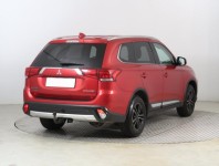 Mitsubishi Outlander  2.0 Intense