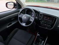 Mitsubishi Outlander  2.0 Intense