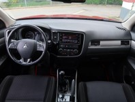 Mitsubishi Outlander  2.0 Intense