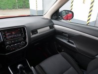 Mitsubishi Outlander  2.0 Intense
