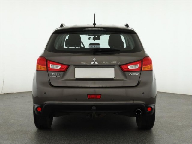 Mitsubishi ASX  1.6 MIVEC 
