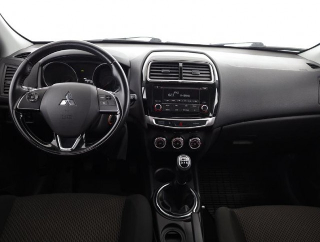 Mitsubishi ASX  1.6 MIVEC 