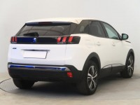 Peugeot 3008  1.5 BlueHDi 