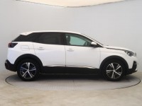 Peugeot 3008  1.5 BlueHDi 