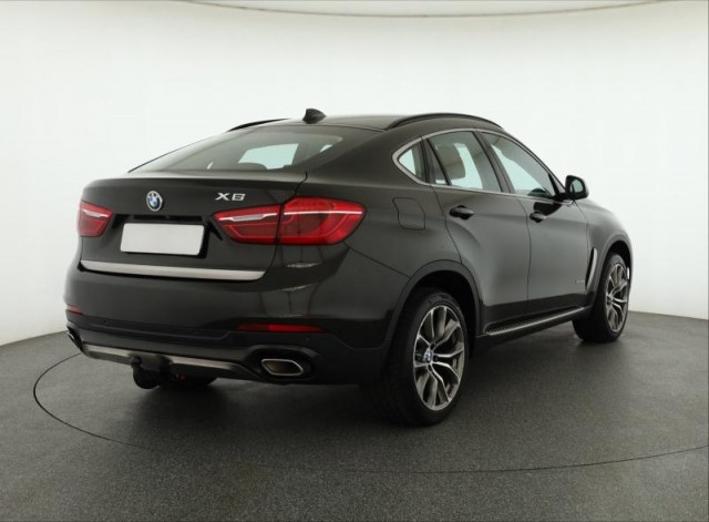 BMW X6  xDrive40d 