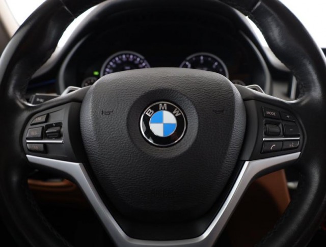 BMW X6  xDrive40d 
