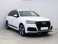 Audi Q7  3.0 TDI S-Line
