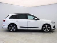 Audi Q7  3.0 TDI S-Line