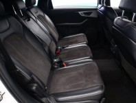 Audi Q7  3.0 TDI S-Line