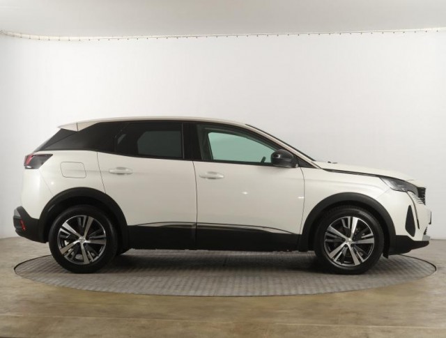 Peugeot 3008  1.5 BlueHDi Allure Pack