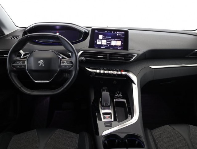 Peugeot 3008  1.2 PureTech 