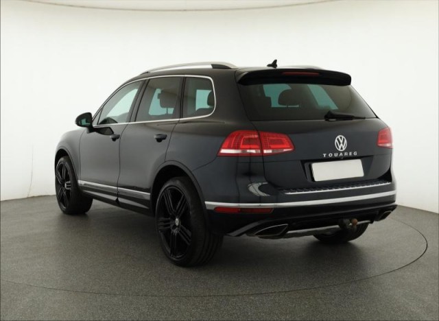 Volkswagen Touareg  3.0 TDI R-Line
