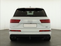 Audi Q7  3.0 TDI S-Line