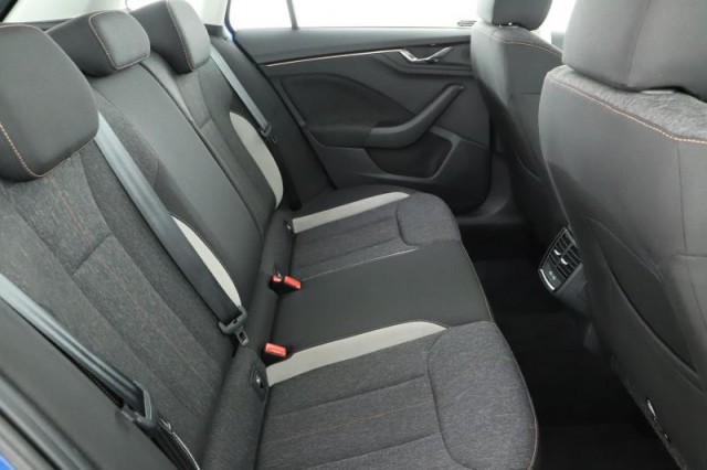 Škoda Kamiq  1.0 TSI Style