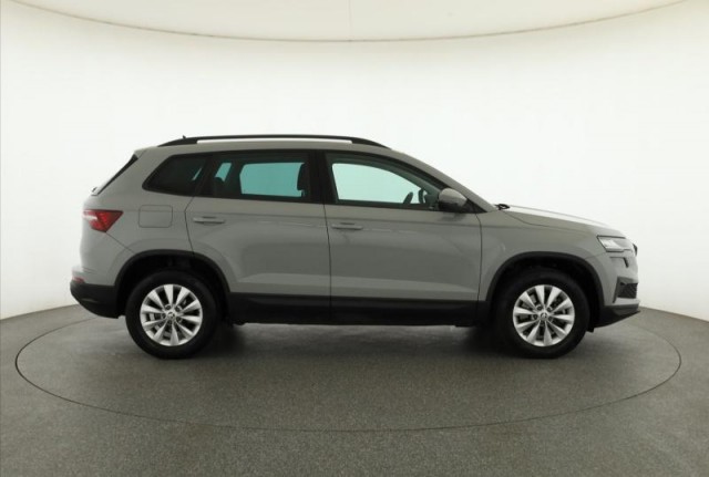 Škoda Karoq  1.5 TSI Ambition