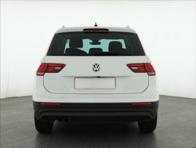 Volkswagen Tiguan  2.0 TDI 