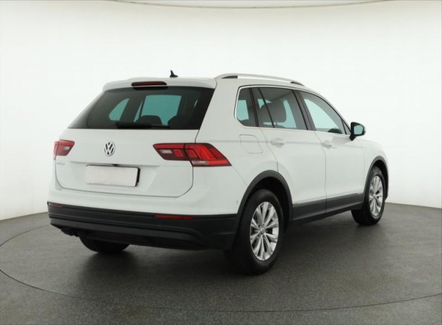 Volkswagen Tiguan  2.0 TDI 